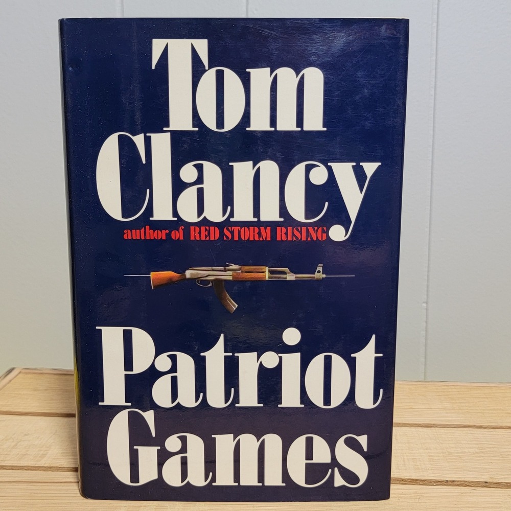 Tom Clancy Patriot Games Hardcover Jack Ryan Novel ISBN 0399132414 Blue Jacket